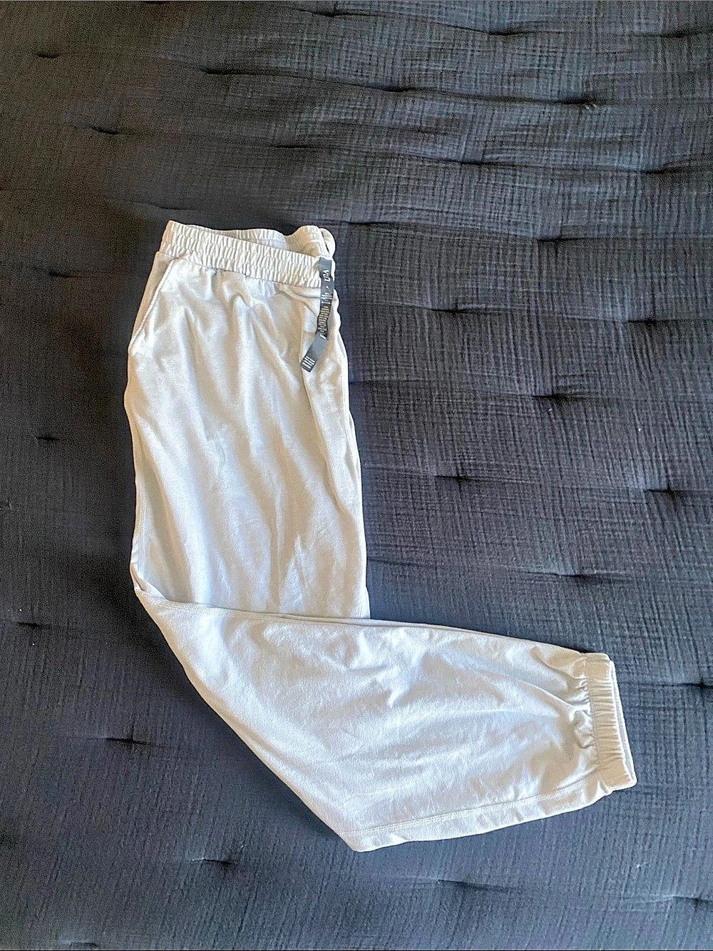 Vuori Performance Jogger White Pants